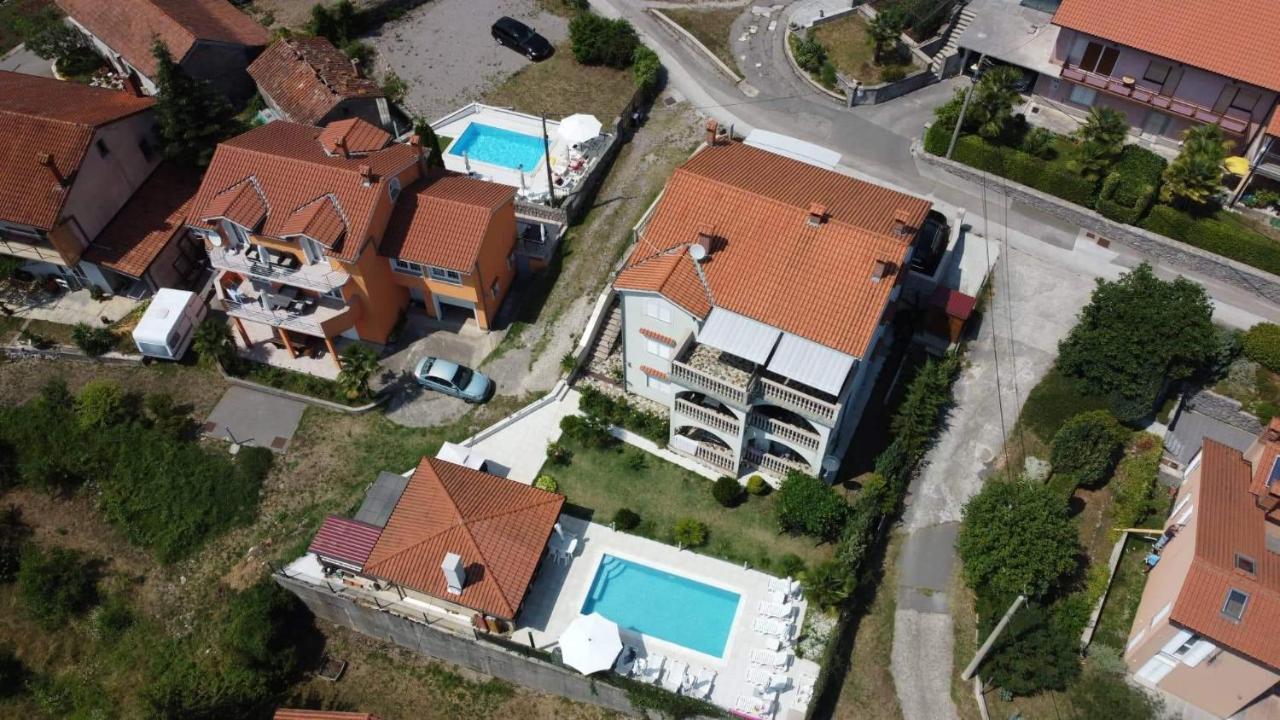 Apartments Ljubas Опатія Екстер'єр фото
