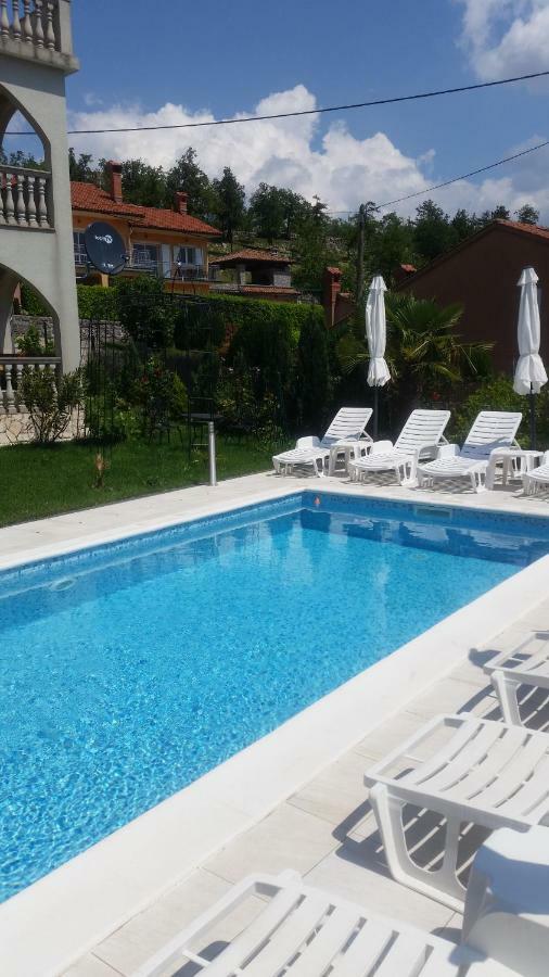 Apartments Ljubas Опатія Екстер'єр фото