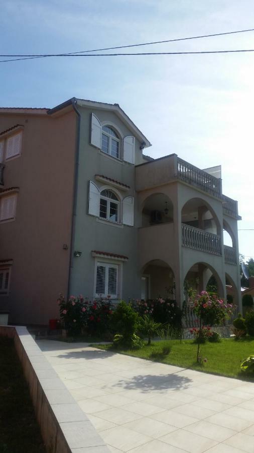 Apartments Ljubas Опатія Екстер'єр фото